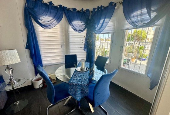 Venta - Chalet Independiente -
Lo Crispin