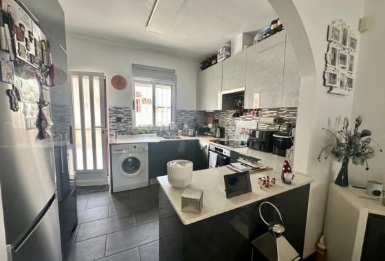 Venta - Chalet Independiente -
Lo Crispin