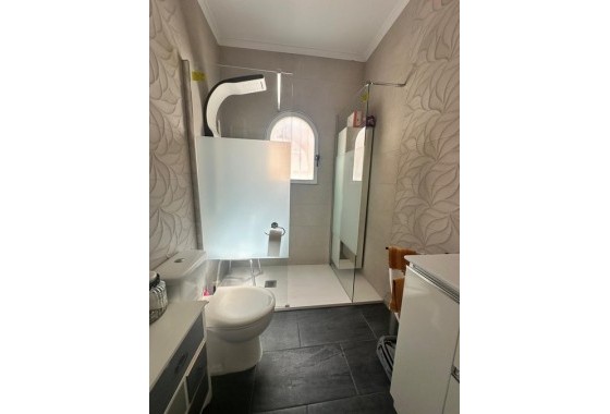 Venta - Chalet Independiente -
Lo Crispin