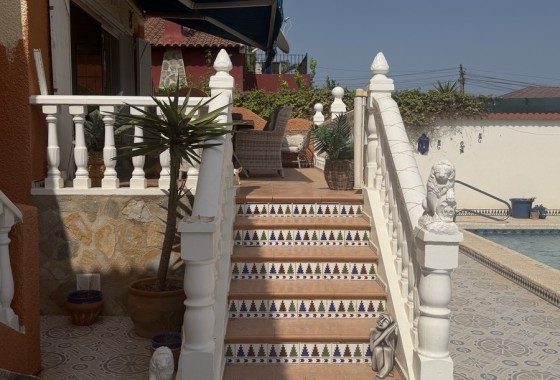 Venta - Chalet Independiente -
Ciudad Quesada - Rojales - Ciudad Quesada