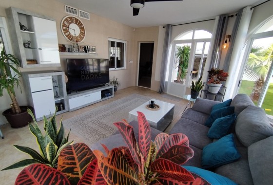 Resale - Detached Villa -
Torrevieja