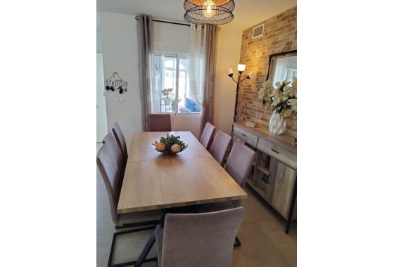 Resale - Detached Villa -
Torrevieja