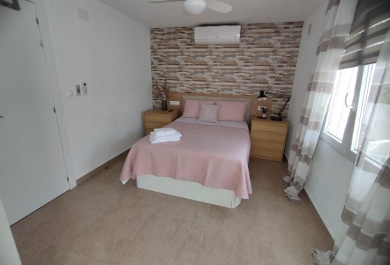 Resale - Detached Villa -
Torrevieja