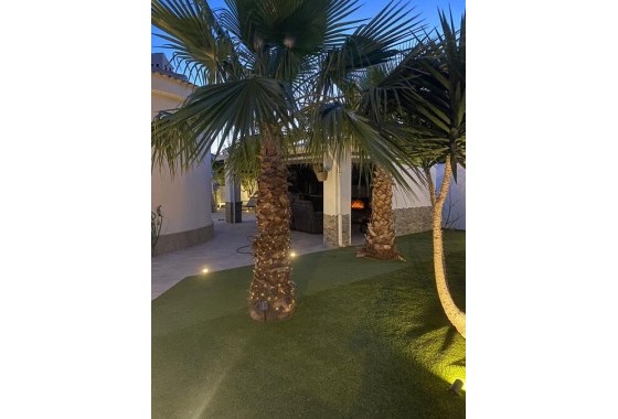 Resale - Detached Villa -
Torrevieja