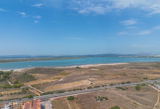 Venta - Apartamento / Piso -
Torrevieja - La Mata