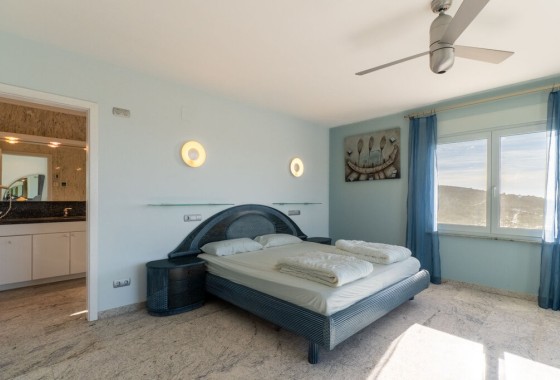 Revente - Villa Individuelle -
Moraira