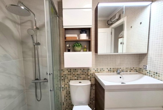Wiederverkauf - Wohnung / Apartment -
Torrevieja