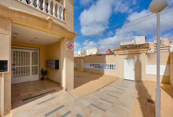 Herverkoop - Appartement / Flat -
Torrevieja - Nueva Torrevieja