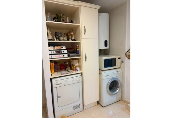 Herverkoop - Halfvrijstaande villa -
Rojales