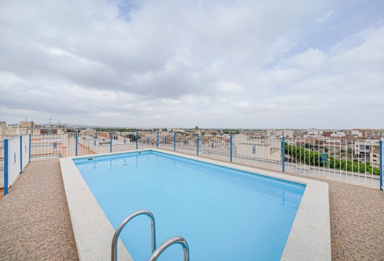 Revente - Appartement -
Rojales