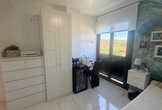 Resale - Apartment / Flat -
Los Altos - Torrevieja