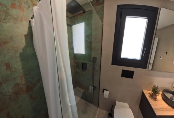 Venta - Apartamento / Piso -
Torrevieja