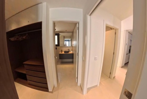Venta - Apartamento / Piso -
Torrevieja