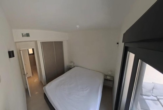 Venta - Apartamento / Piso -
Torrevieja