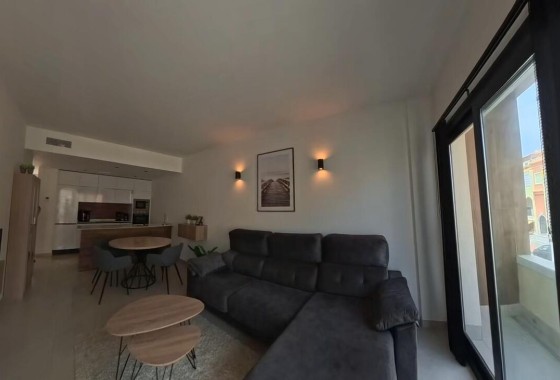 Venta - Apartamento / Piso -
Torrevieja