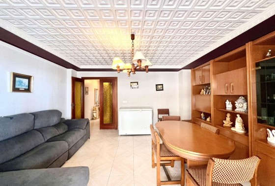 Herverkoop - Appartement / Flat -
Torrevieja - Acequion