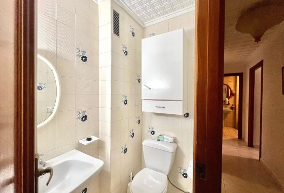 Herverkoop - Appartement / Flat -
Torrevieja - Acequion