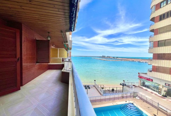 Herverkoop - Appartement / Flat -
Torrevieja - Acequion