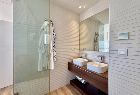 Revente - Villa Individuelle -
San Miguel de Salinas - Bellavista