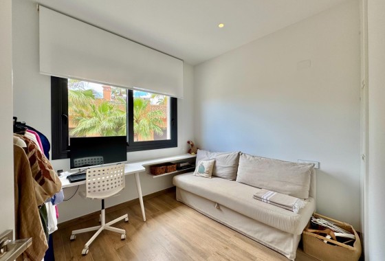 Revente - Villa Individuelle -
San Miguel de Salinas - Bellavista