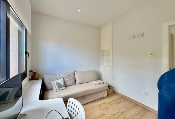 Revente - Villa Individuelle -
San Miguel de Salinas - Bellavista