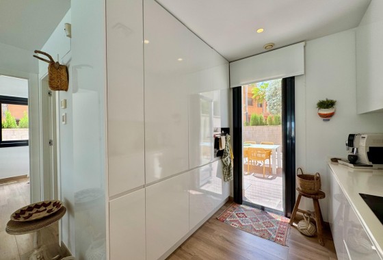 Revente - Villa Individuelle -
San Miguel de Salinas - Bellavista