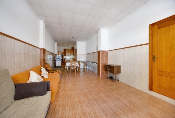 Revente - Appartement -
Torrevieja - Paseo Maritimo