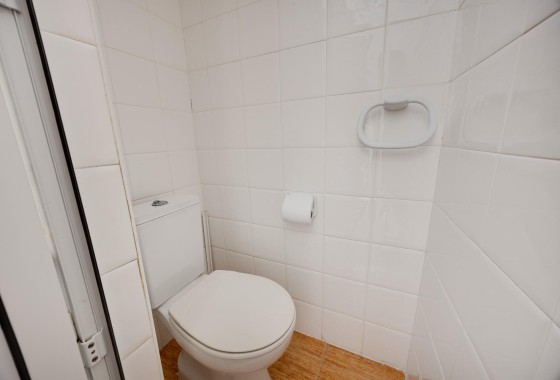 Revente - Appartement -
Torrevieja - Paseo Maritimo