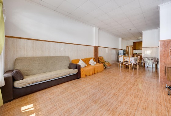 Revente - Appartement -
Torrevieja - Paseo Maritimo
