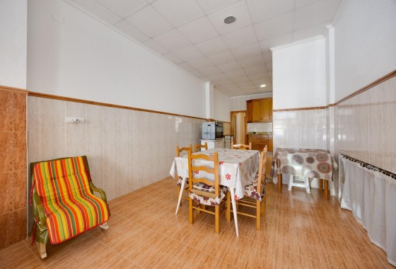 Revente - Appartement -
Torrevieja - Paseo Maritimo