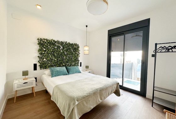Revente - Maison de ville -
Torrevieja - Torrevieja - Aguas Nuevas