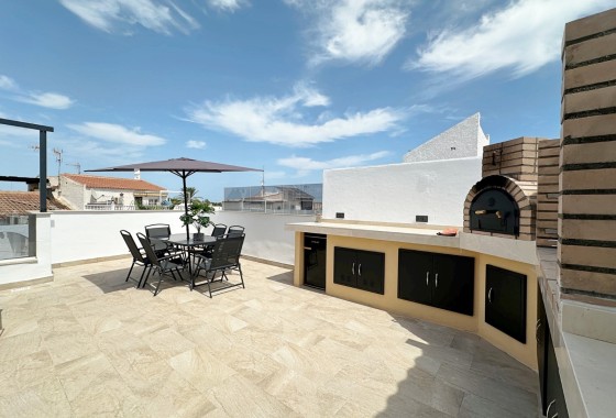Revente - Maison de ville -
Torrevieja - Torrevieja - Aguas Nuevas