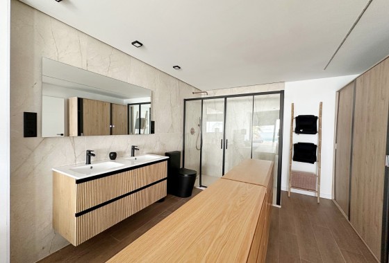Revente - Maison de ville -
Torrevieja - Torrevieja - Aguas Nuevas