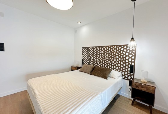 Revente - Maison de ville -
Torrevieja - Torrevieja - Aguas Nuevas
