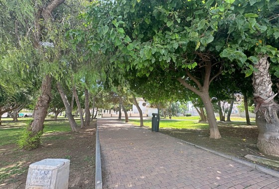 Revente - Maison de ville -
Torrevieja - Torrevieja - Aguas Nuevas