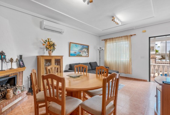 Herverkoop - Vrijstaande Villa -
Orihuela Costa - El Galan