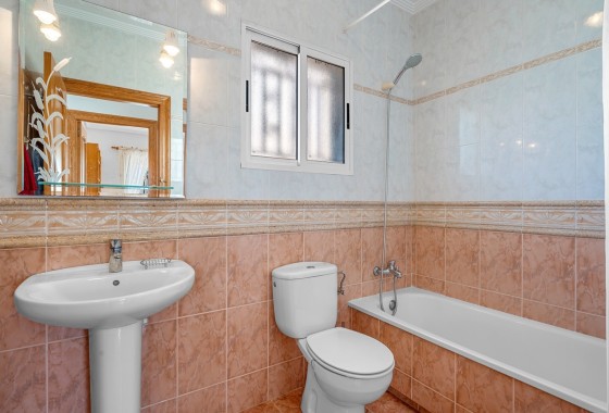 Herverkoop - Vrijstaande Villa -
Orihuela Costa - El Galan