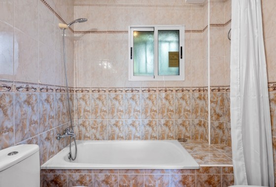 Herverkoop - Vrijstaande Villa -
Orihuela Costa - El Galan