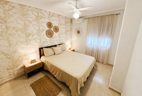 Wiederverkauf - Wohnung / Apartment -
Los Altos - Dream Hills - Dream Hills 2