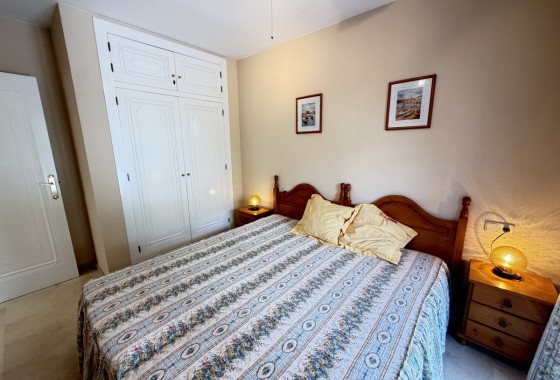 Resale - Apartment / Flat -
Rioja