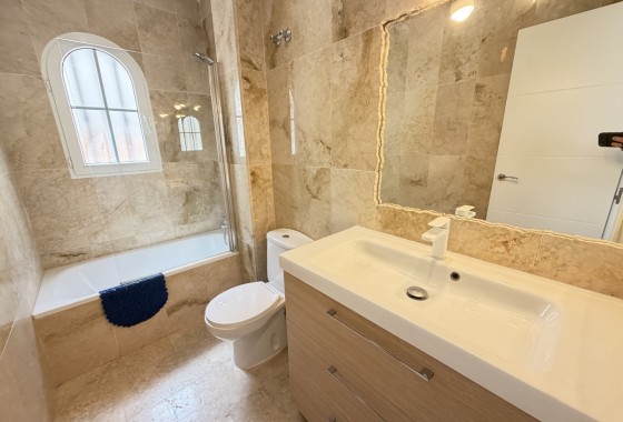 Wiederverkauf - Wohnung / Apartment -
Las Ramblas Golf