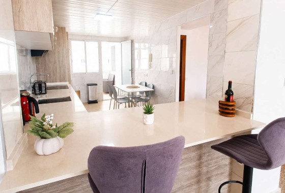 Wiederverkauf - Wohnung / Apartment -
Algorfa