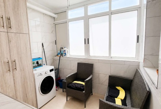 Wiederverkauf - Wohnung / Apartment -
Algorfa