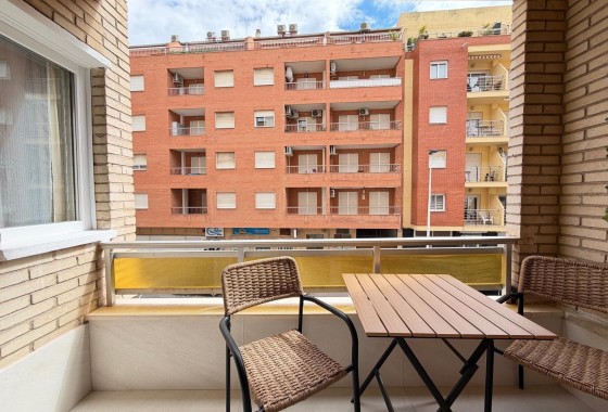Revente - Appartement -
Torrevieja - Playa del Cura