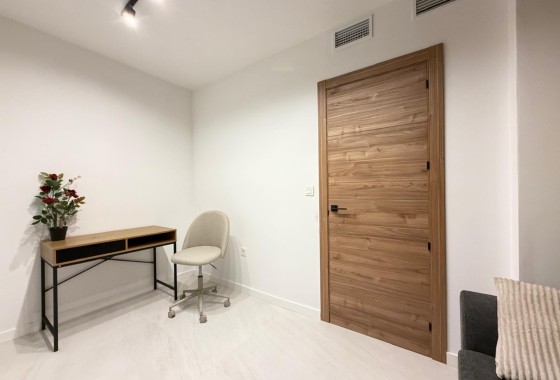 Revente - Appartement -
Torrevieja - Playa del Cura