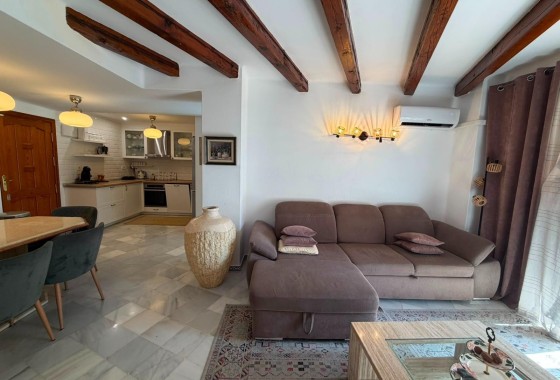 Revente - Appartement -
Torrevieja - Aldea del mar
