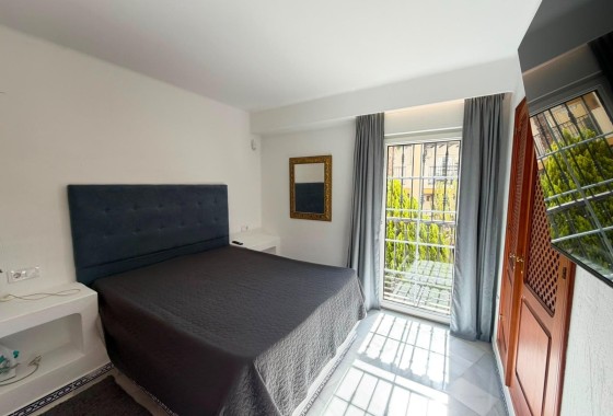 Revente - Appartement -
Torrevieja - Aldea del mar