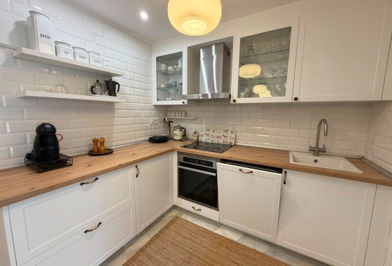 Revente - Appartement -
Torrevieja - Aldea del mar