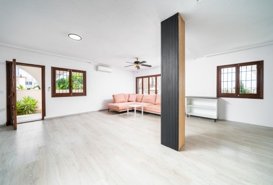 Revente - Villa Individuelle -
Torrevieja - Los Balcones