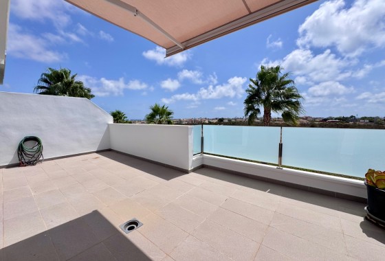 Herverkoop - Rijhuis -
Cabo Roig